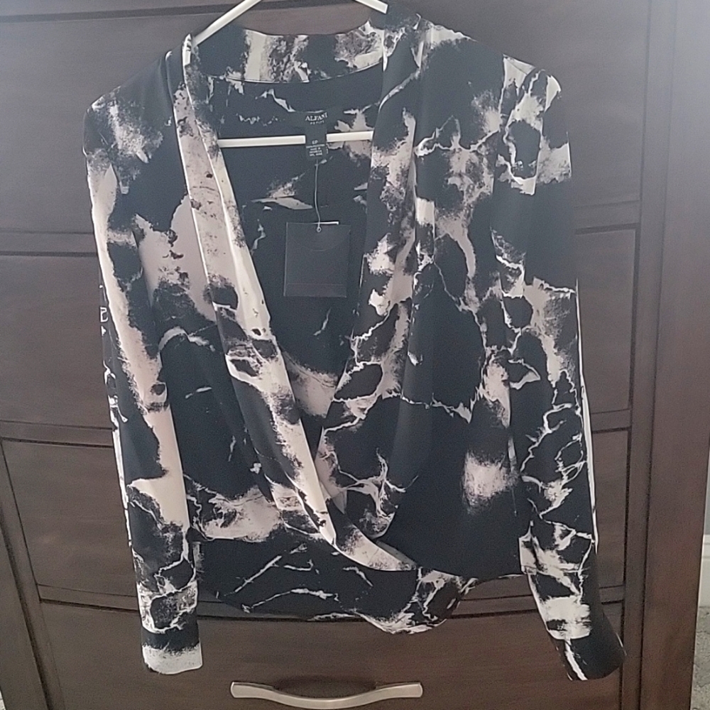 NWT Alfani Petite Faux Wrap Blouse